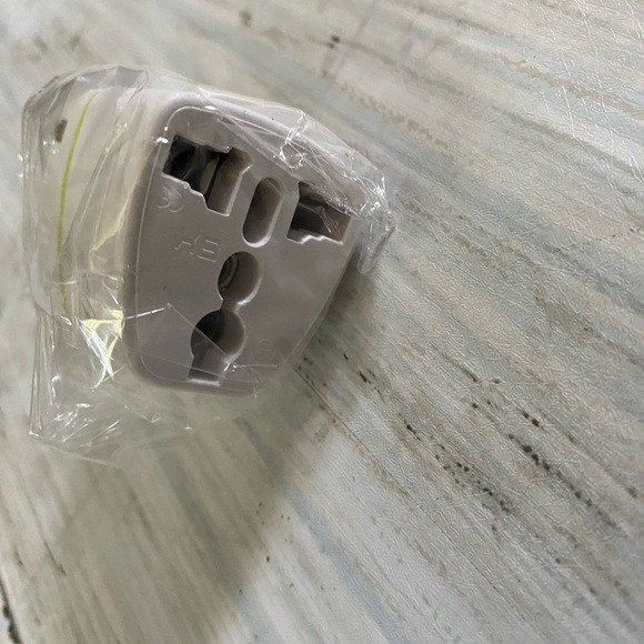 Travel Plug US to UK Plug Adapter Type G Travel Converter Power Plug - Picture 4 of 6